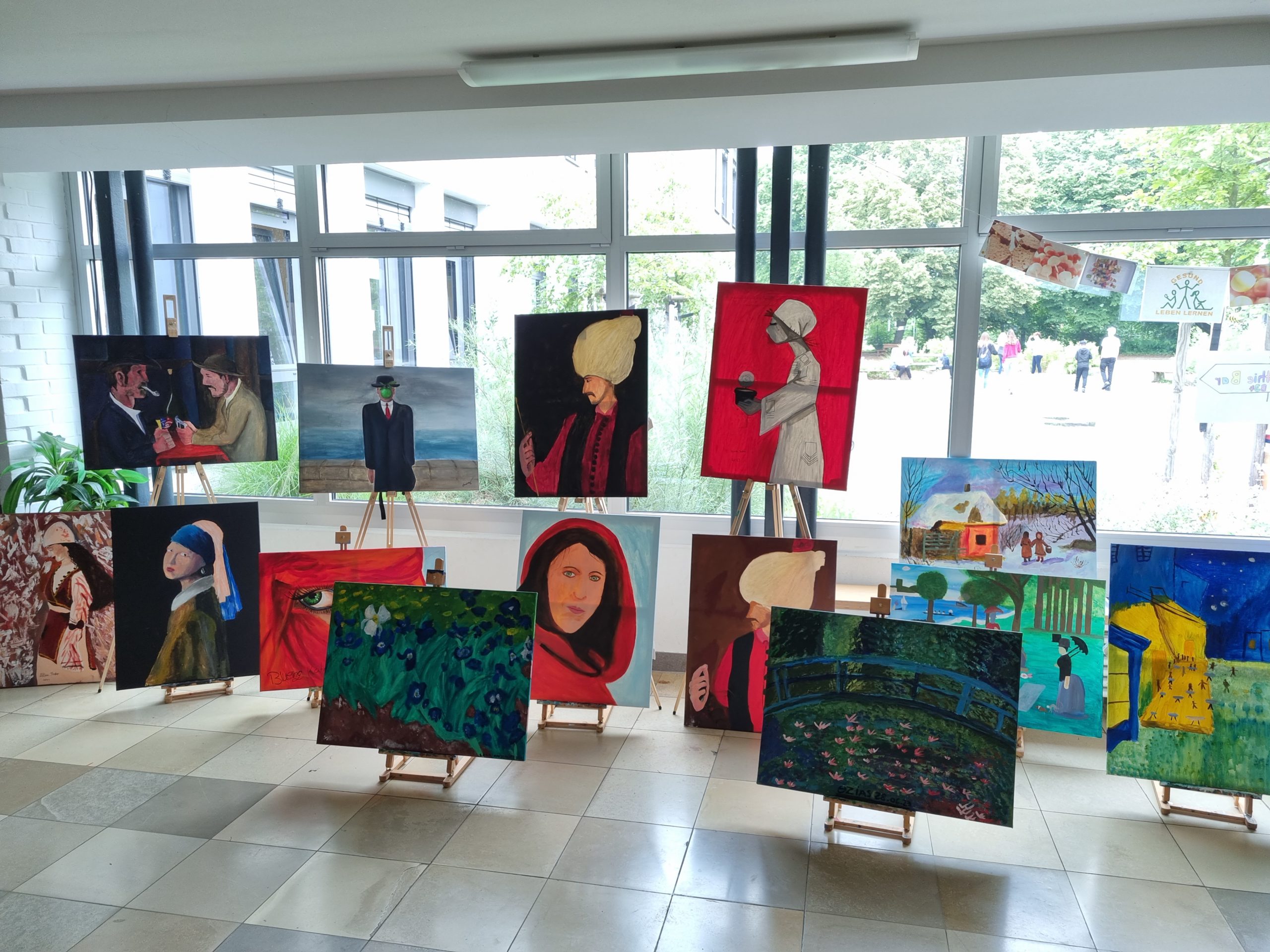 Ausstellung der der nachempfundenen Bilder berühmter Künstler